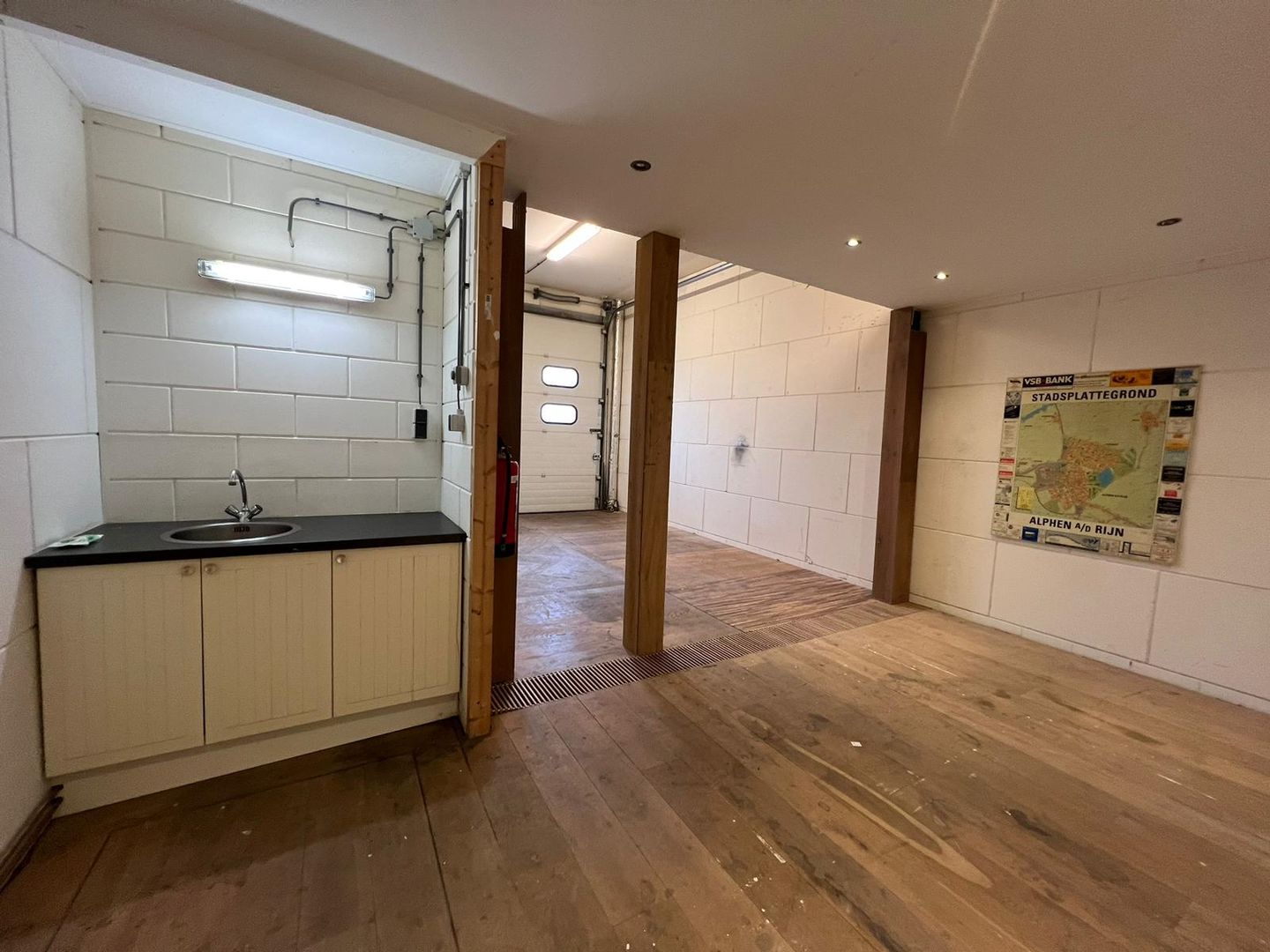 Bekijk foto 3 van A. van Leeuwenhoekweg 36-B1