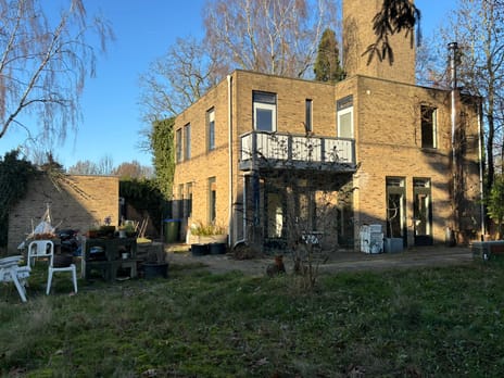 undefined main image