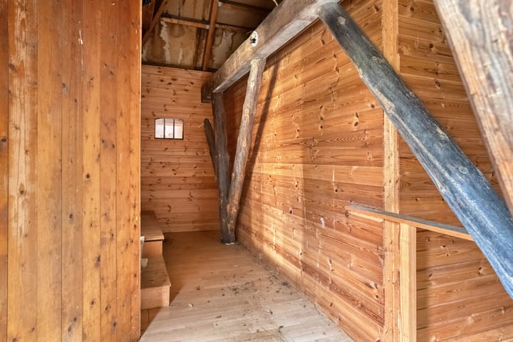 Photo 21 of Tijnjeweg 11