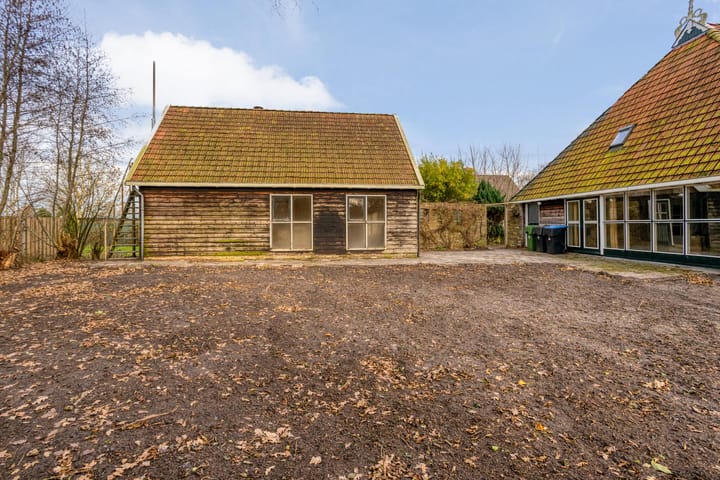 Photo 36 of Tijnjeweg 11