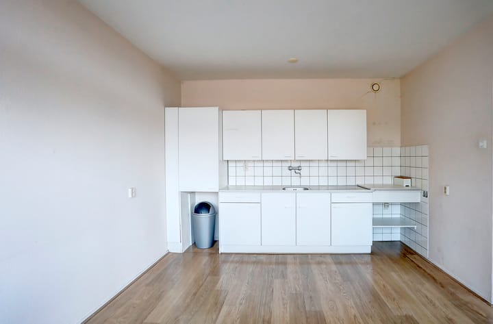 Photo 13 of Malvert 6598-A