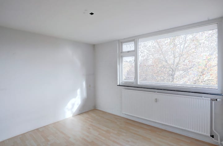 Photo 15 of Malvert 6598-A