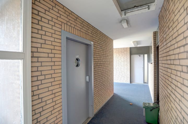 Photo 25 of Malvert 6598-A