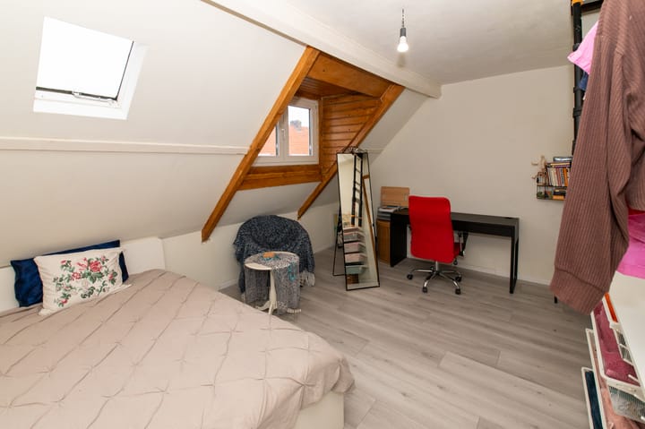 Foto 19 van Hagedoornstraat 8-B