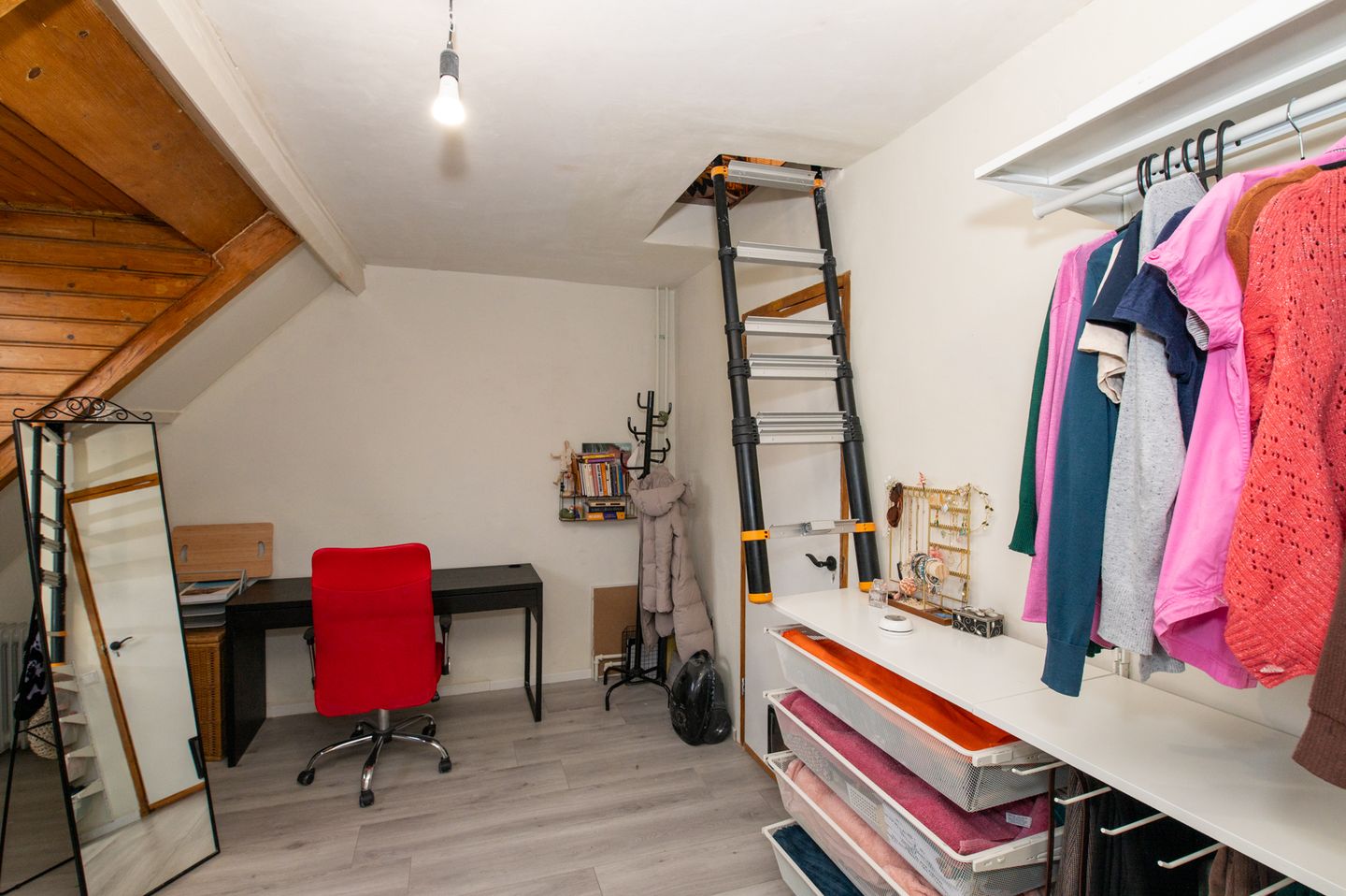 Foto 20 van Hagedoornstraat 8-B