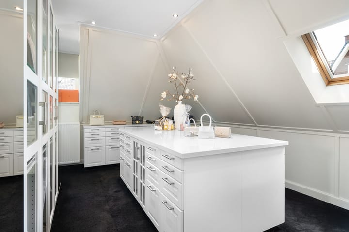 Foto 50 van Benthuizenstraat 15