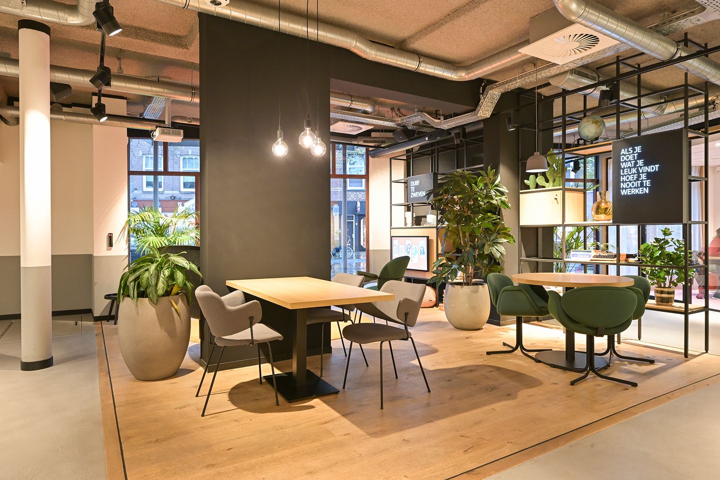 Bekijk foto 4 van Willem de Zwijgerlaan 39-43