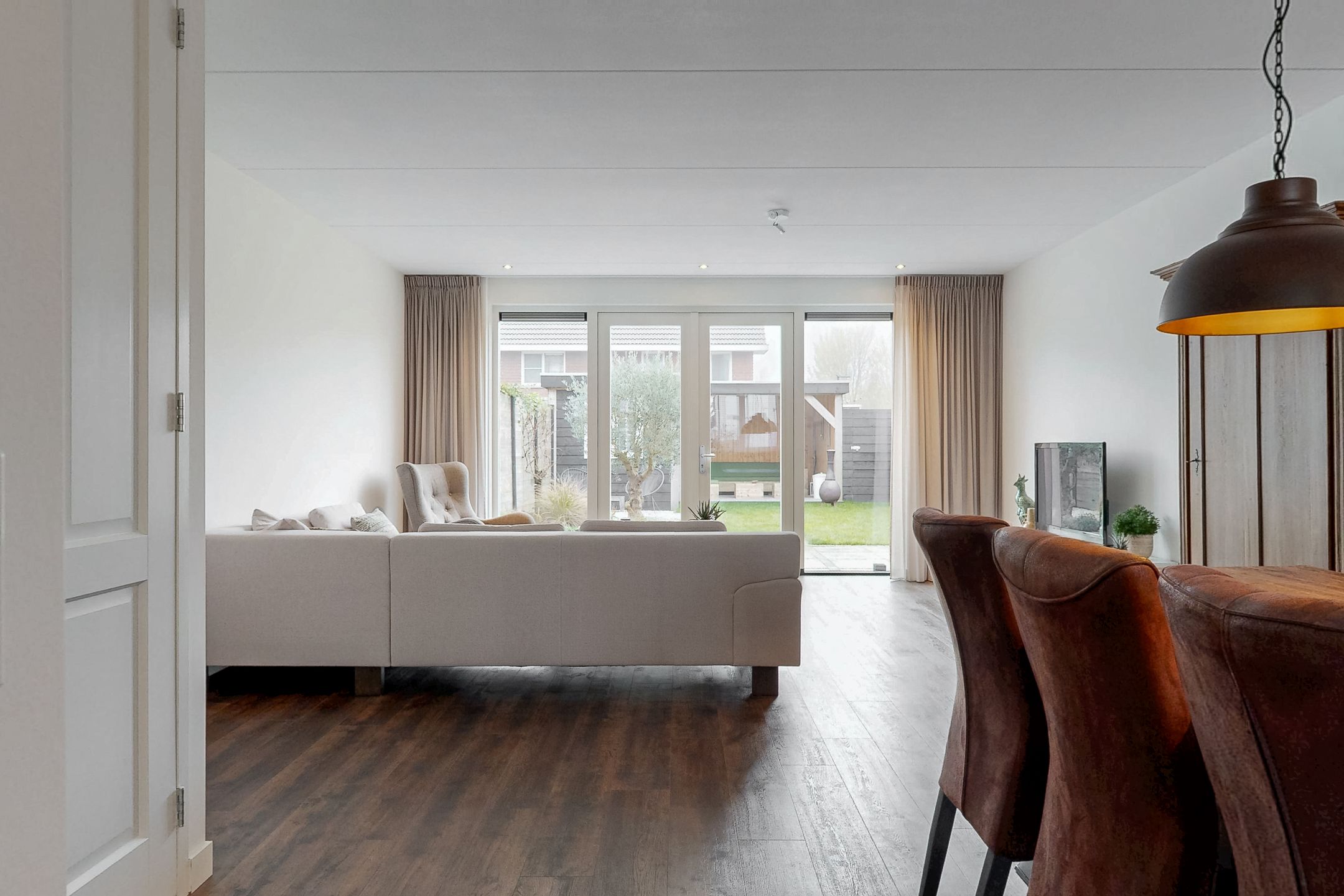 Foto 9 van Burgemeester Avisstraat 2