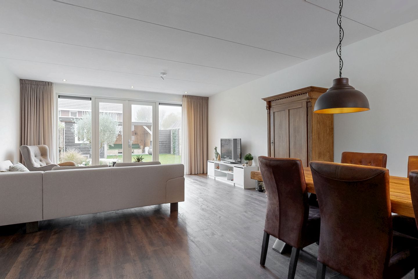 Foto 10 van Burgemeester Avisstraat 2