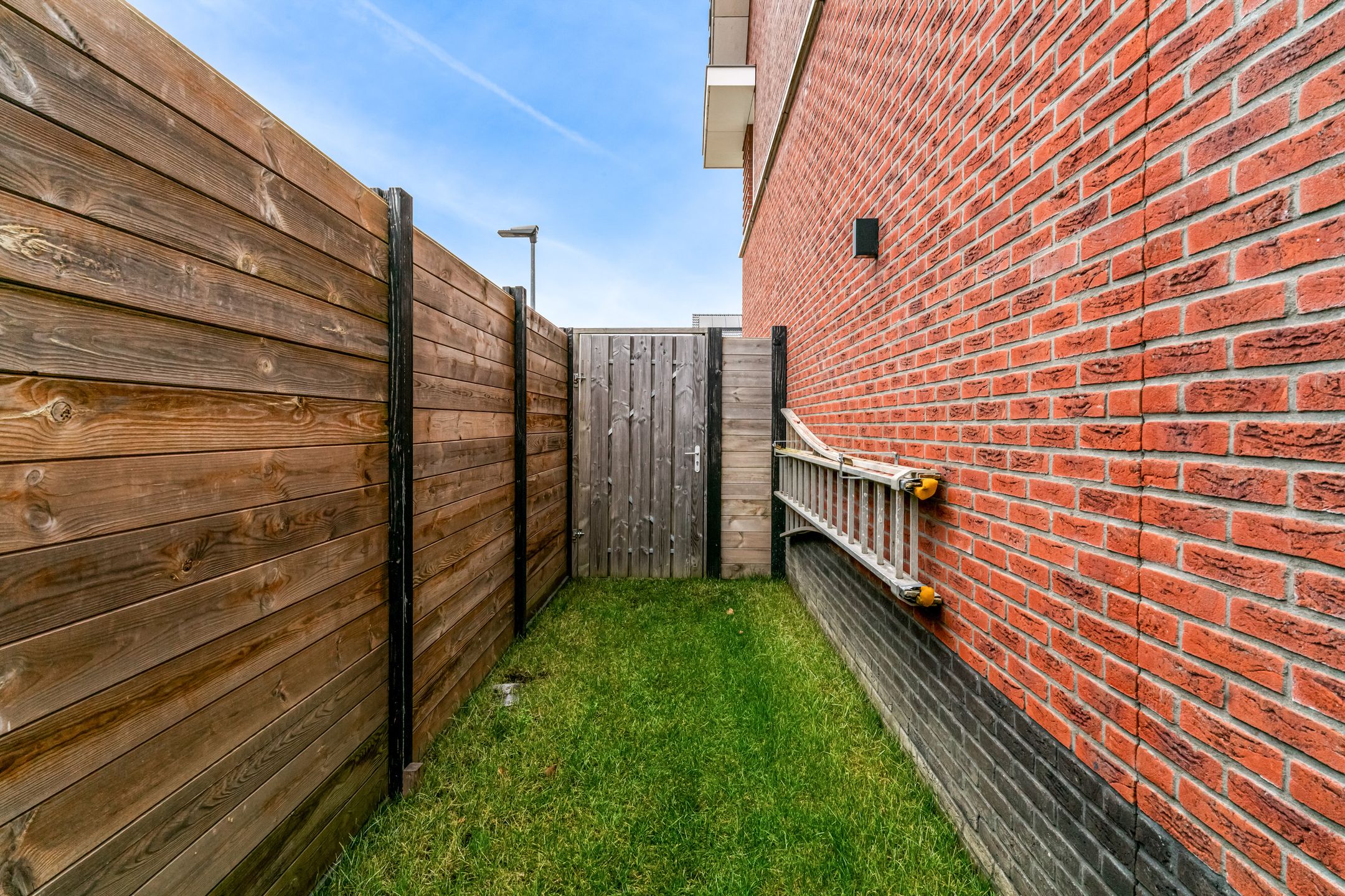 Foto 27 van Burgemeester Avisstraat 2