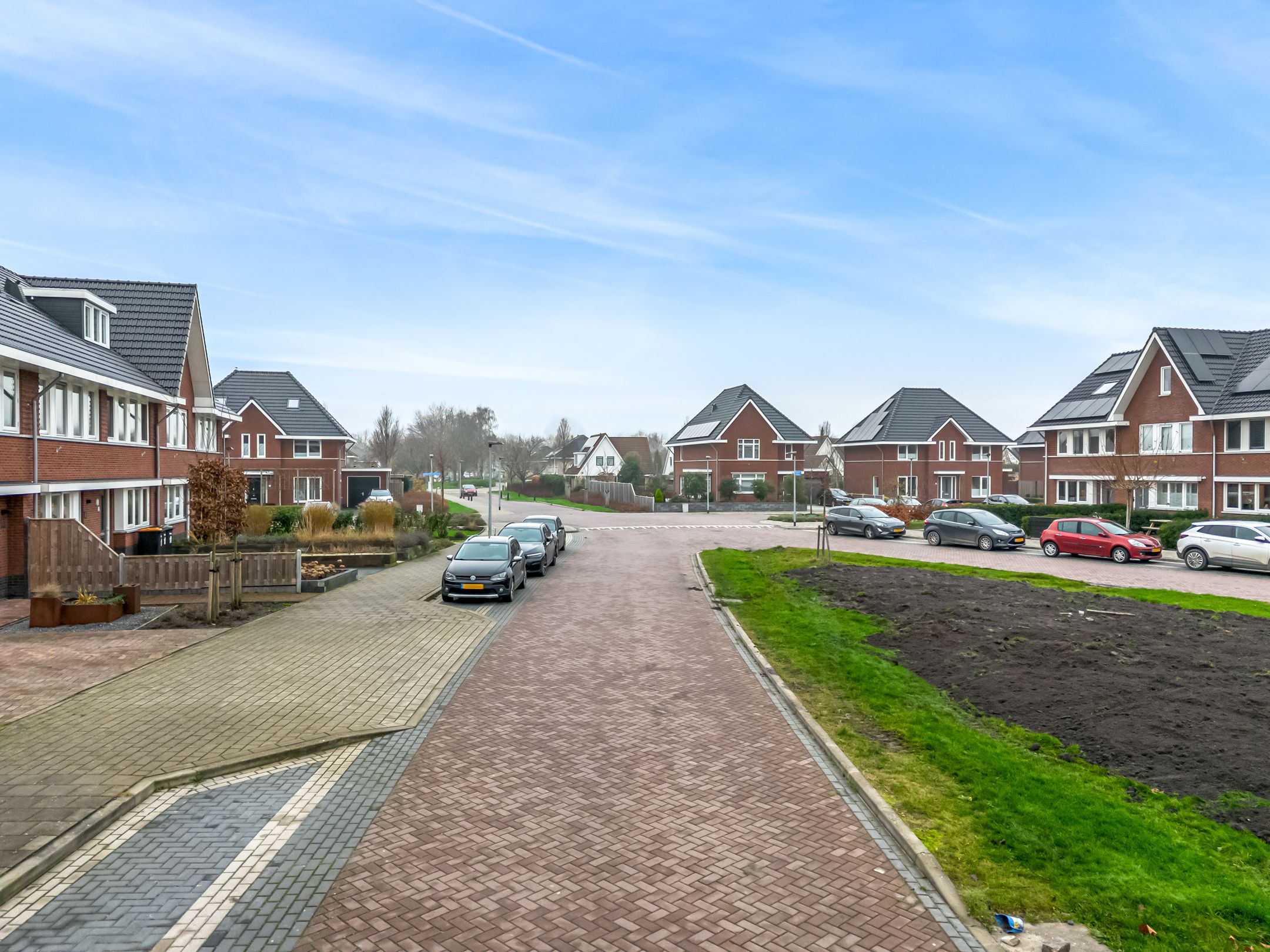 Foto 36 van Burgemeester Avisstraat 2