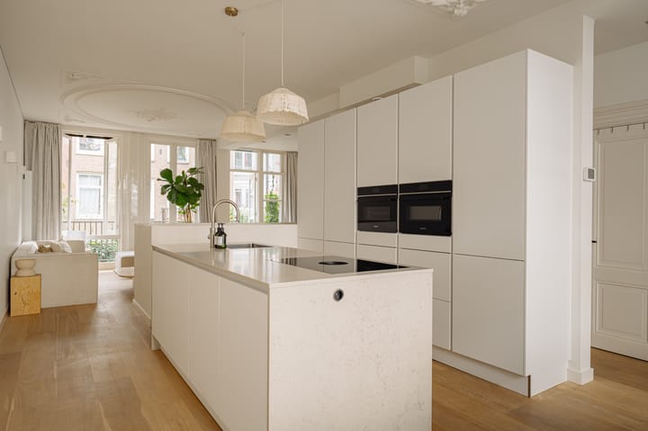 Photo 5 of Reyer Anslostraat 21-H