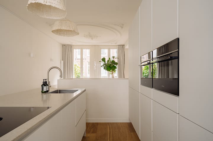 Photo 6 of Reyer Anslostraat 21-H