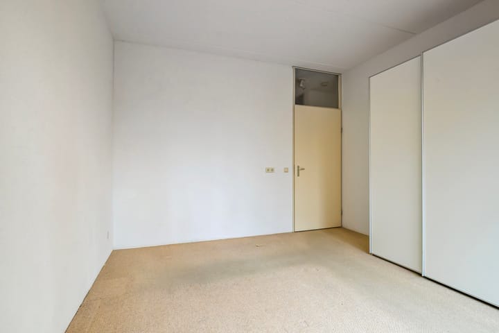 Photo 21 of Langevelderslag 87