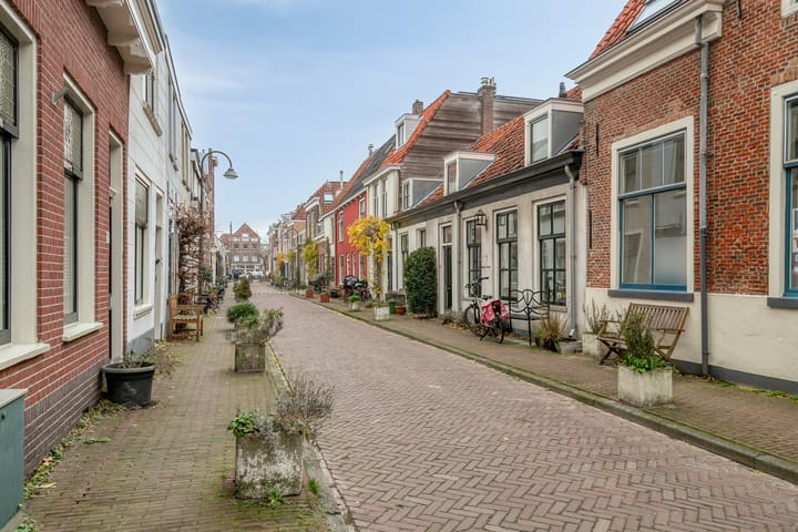 Photo 4 of Paardenmarkt 36