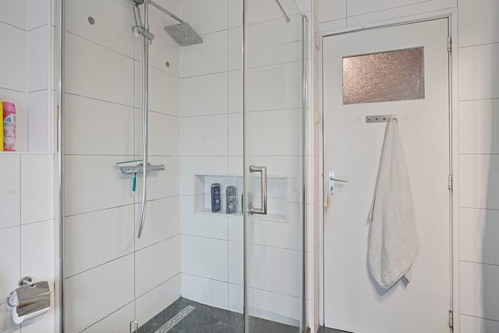 Foto 15 van Merelstraat 11