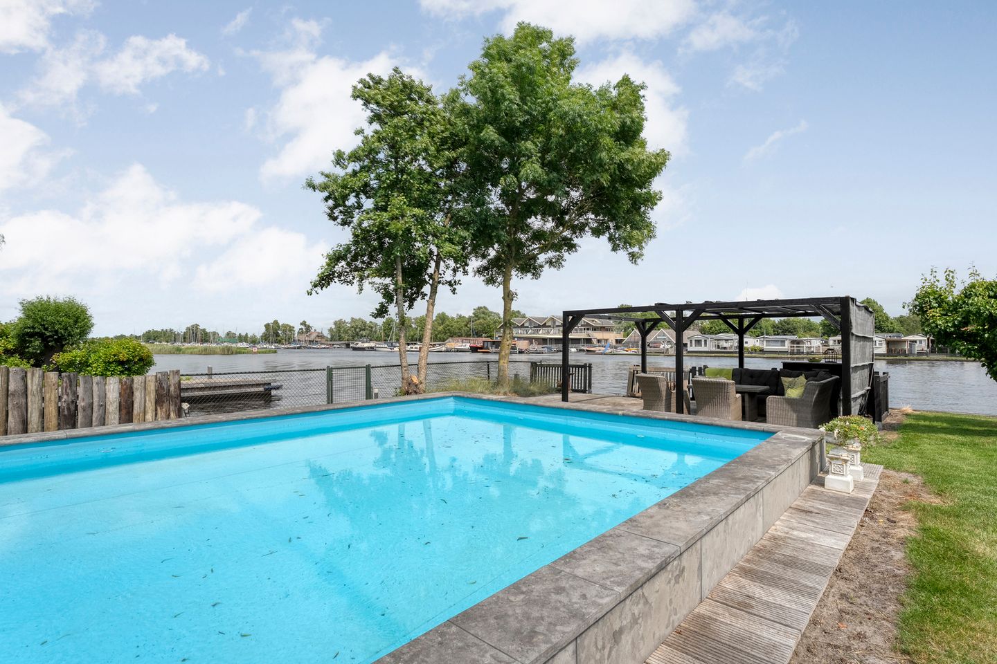 Foto 50 van Veneweg 292-C