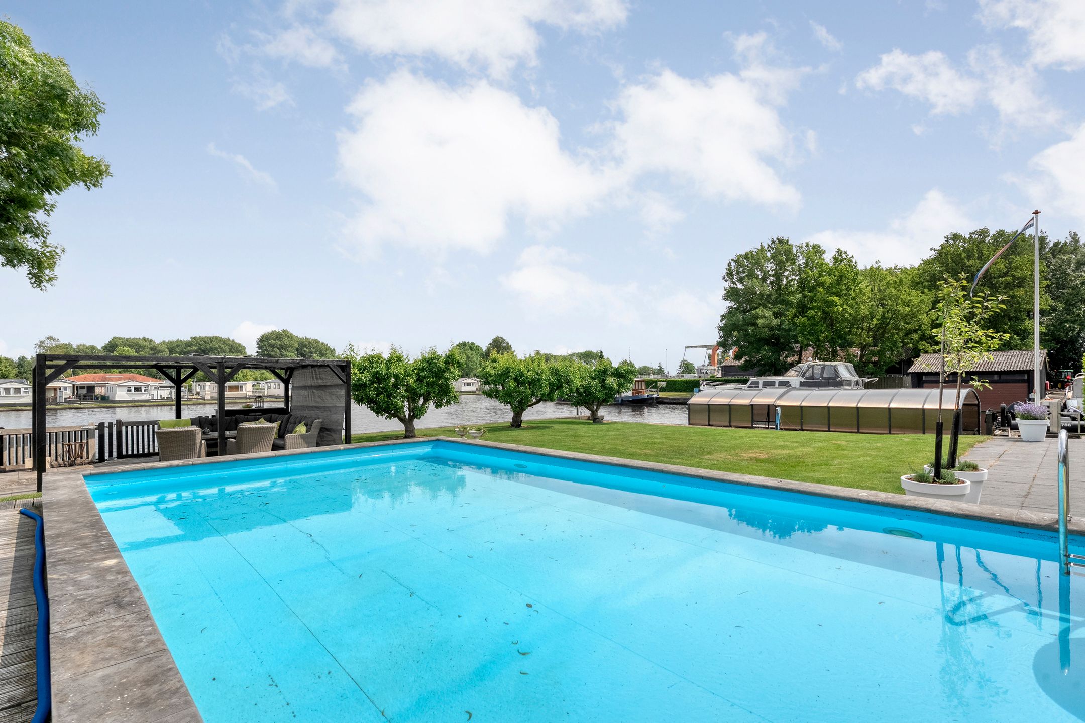 Foto 51 van Veneweg 292-C