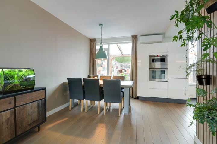 Photo 10 of Mauritiusstraat 5