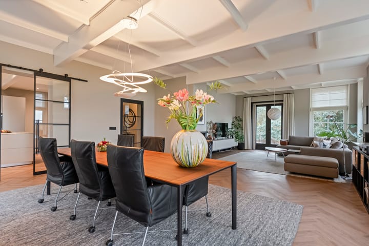 Foto 2 van Midden 126