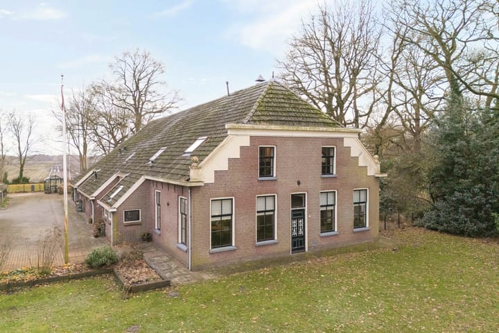 Foto 6 van Midden 126