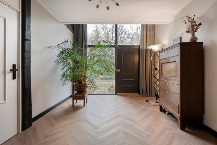 Foto 11 van Midden 126