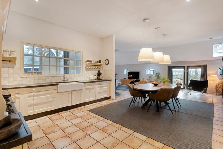 Foto 51 van Midden 126