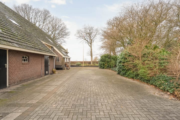 Foto 68 van Midden 126