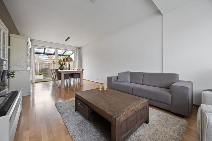 Foto 4 van Plutostraat 17