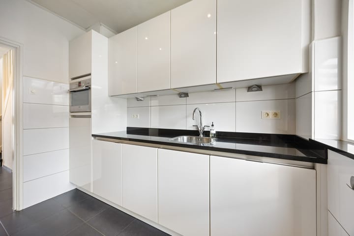 Foto 8 van Plutostraat 17