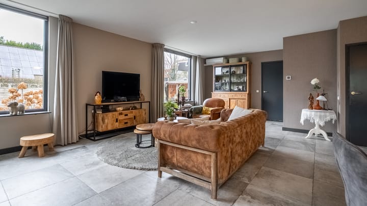 Photo 5 of Bornsestraat 86