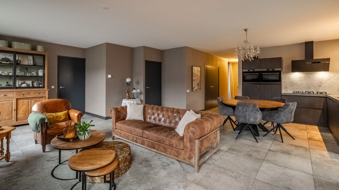 Foto 10 van Bornsestraat 86