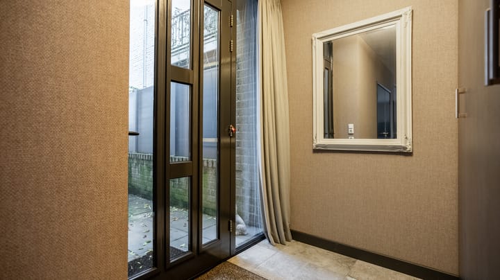 Photo 12 of Bornsestraat 86