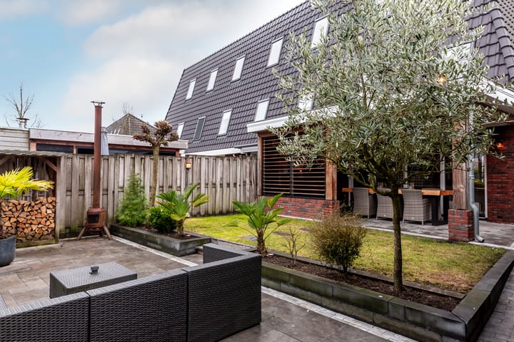 Photo 36 of Duivenkamp 43