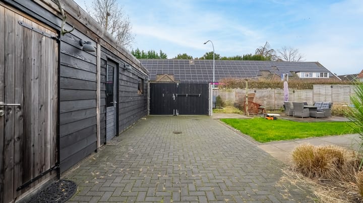 Photo 61 of Bornsestraat 86