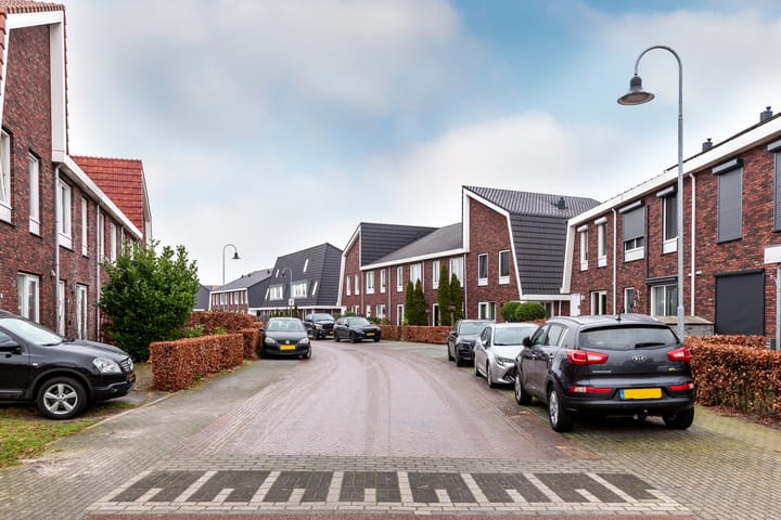 Photo 44 of Duivenkamp 43