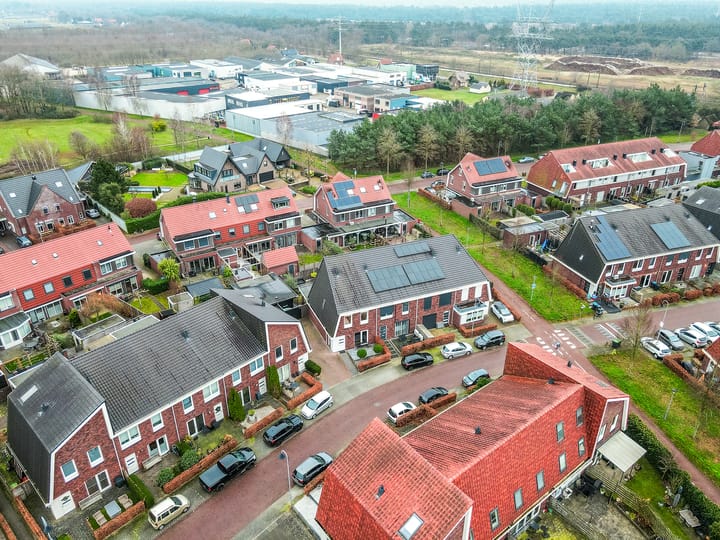 Photo 48 of Duivenkamp 43