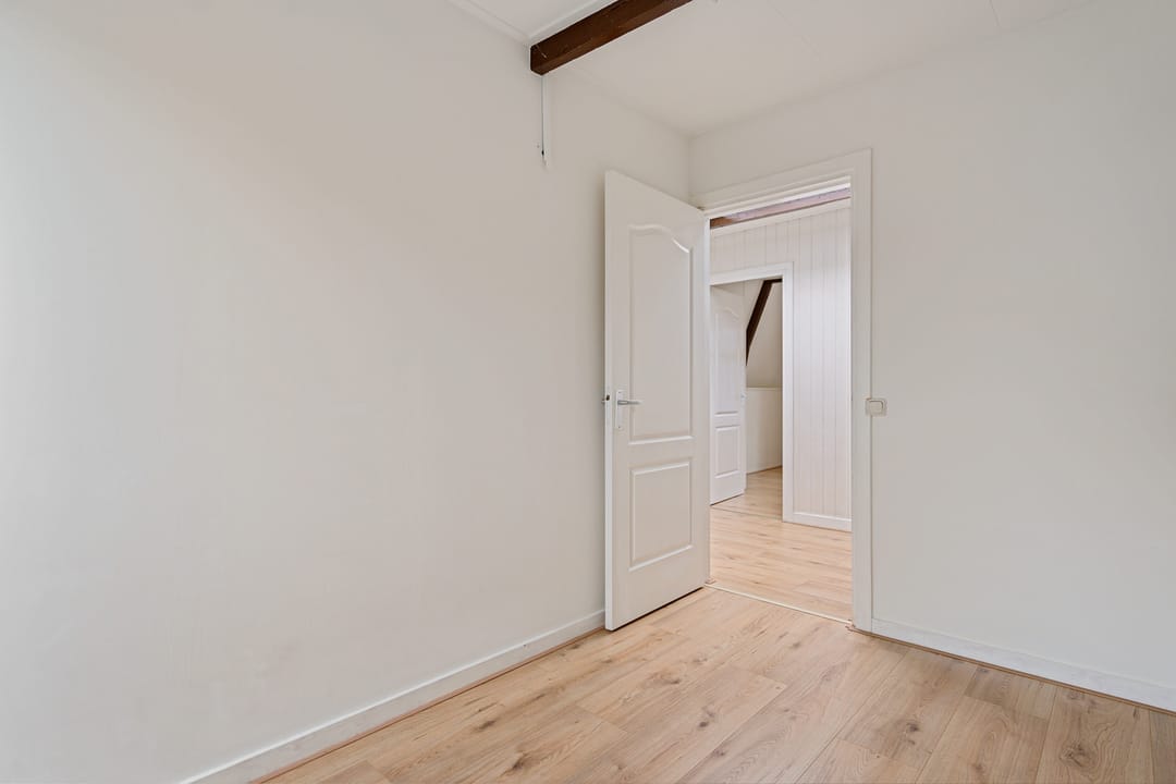 Foto 37 van Meeuwerderweg 101