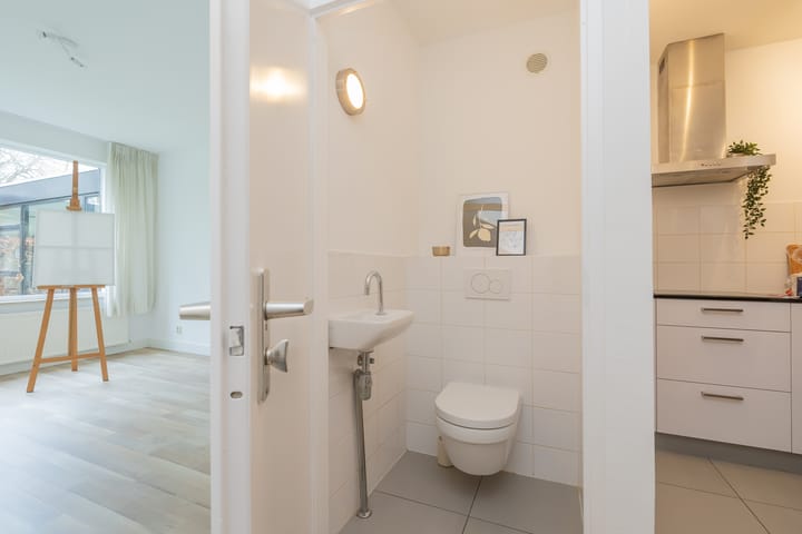 Photo 31 of Binnenweg 6-F007