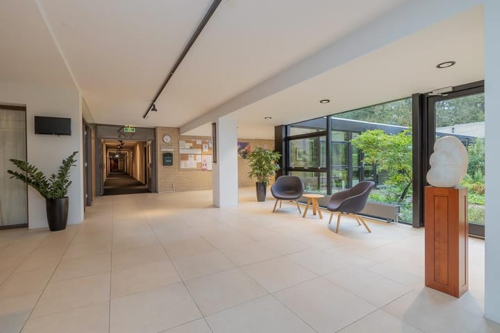 Photo 41 of Binnenweg 6-F007