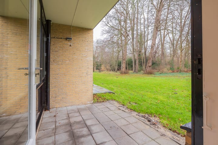 Photo 16 of Binnenweg 6-F007