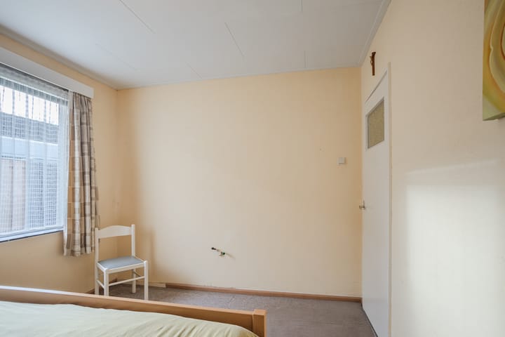 Photo 15 of Werenfriedstraat 31