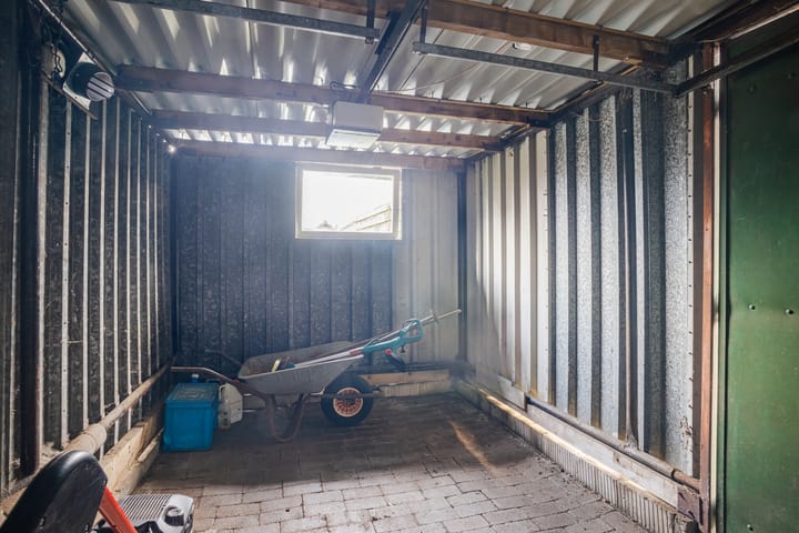 Photo 24 of Werenfriedstraat 31