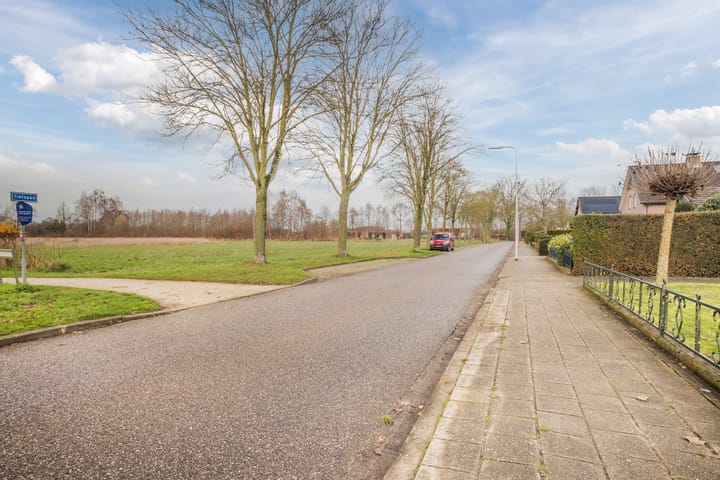 Photo 33 of Werenfriedstraat 31