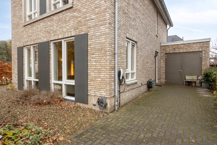 Foto 4 van Pieter van Varklaan 1