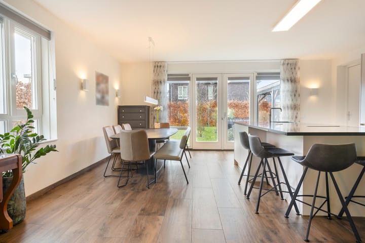 Foto 16 van Pieter van Varklaan 1