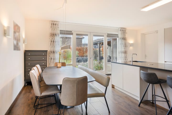 Foto 17 van Pieter van Varklaan 1