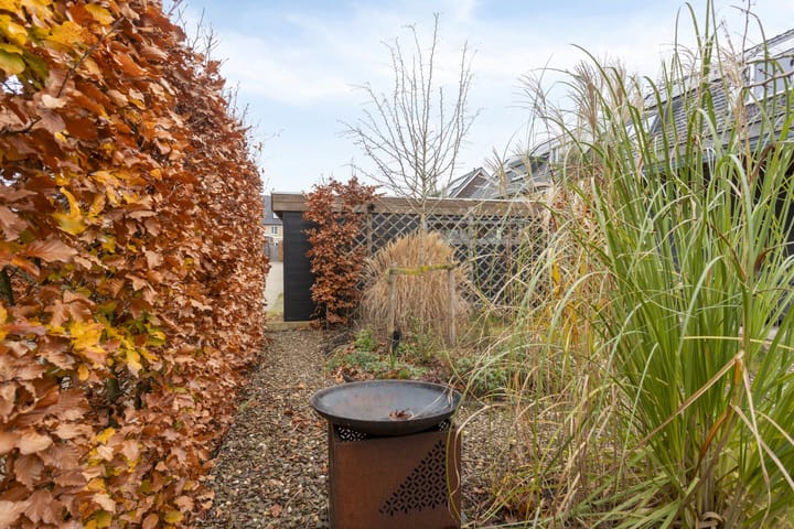 Foto 56 van Pieter van Varklaan 1