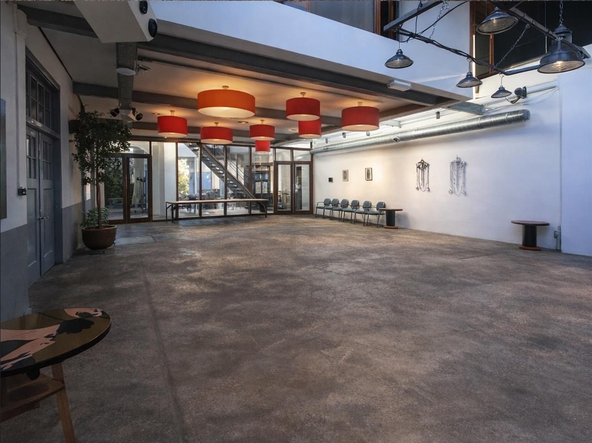 View photo 3 of Kinderhuissingel 1-J