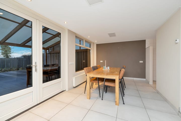 Photo 24 of Lietingstraat 16